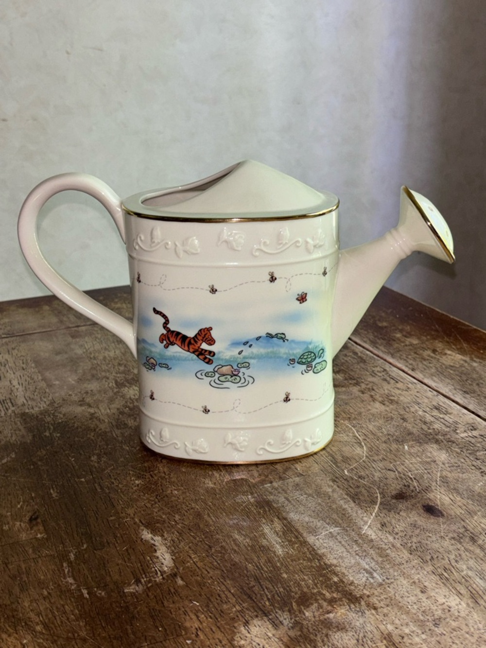 Lenox Winnie the Pooh Watering Can - “A Pooh-ish Sort of Garden” - NWOT